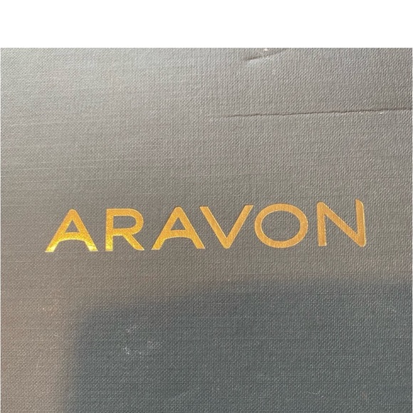 Aravon black sandals new in box - Picture 7 of 7